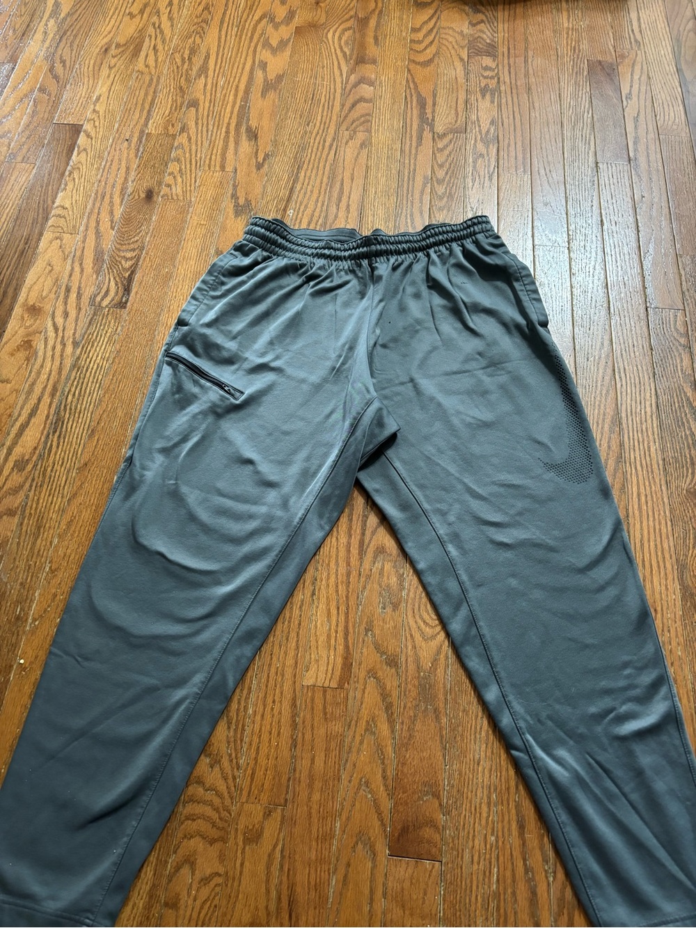 Nike Men's Charcoal Gray Athletic Joggers